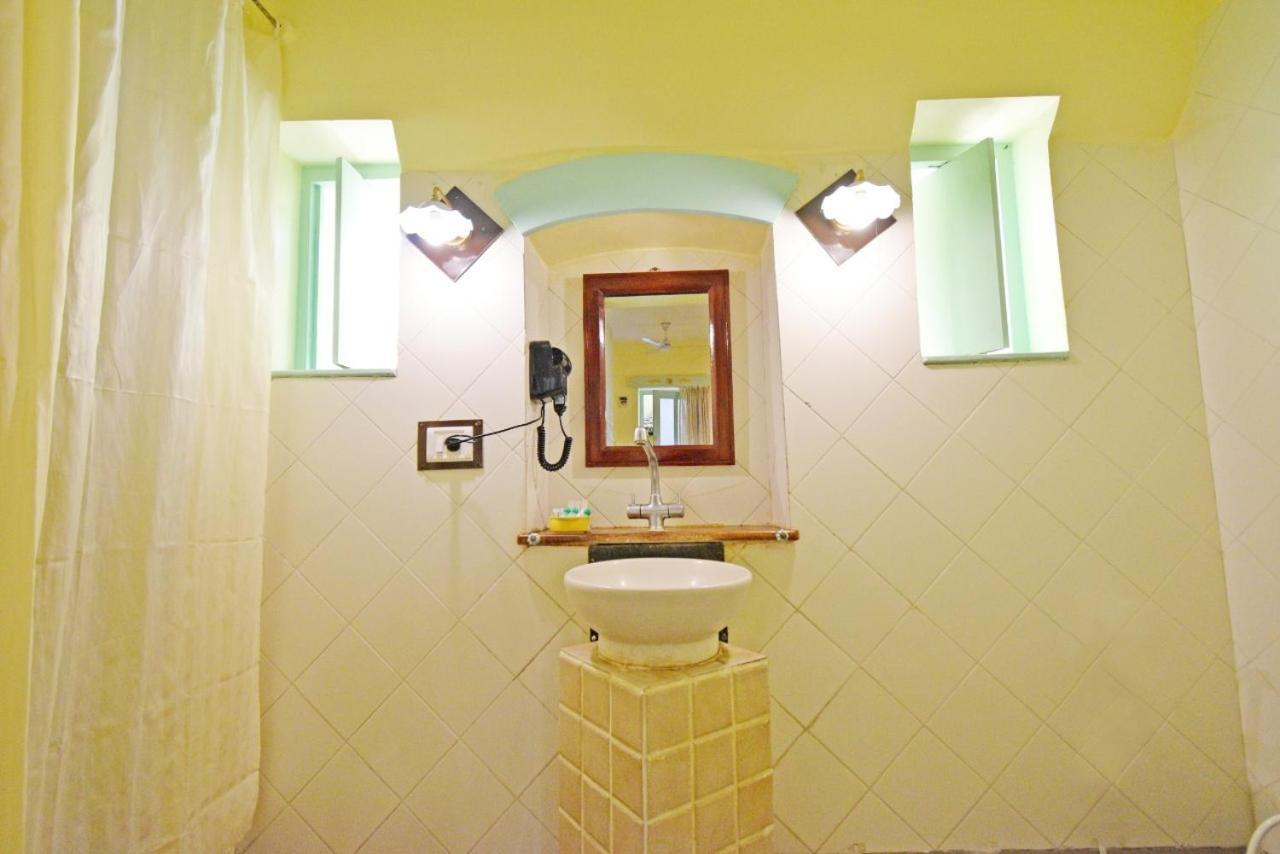 Hotel Villa Des Gouverneurs Puducherry Eksteriør billede