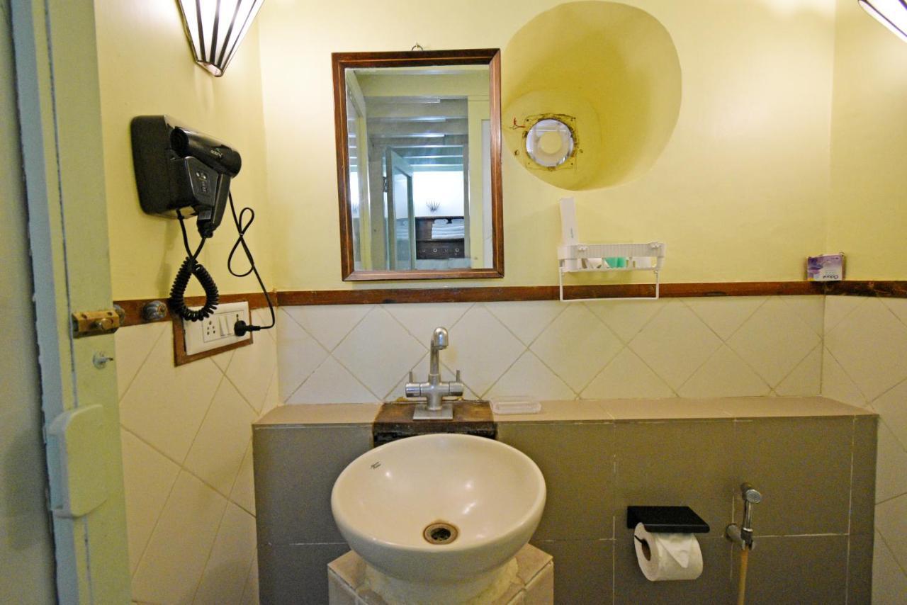 Hotel Villa Des Gouverneurs Puducherry Eksteriør billede